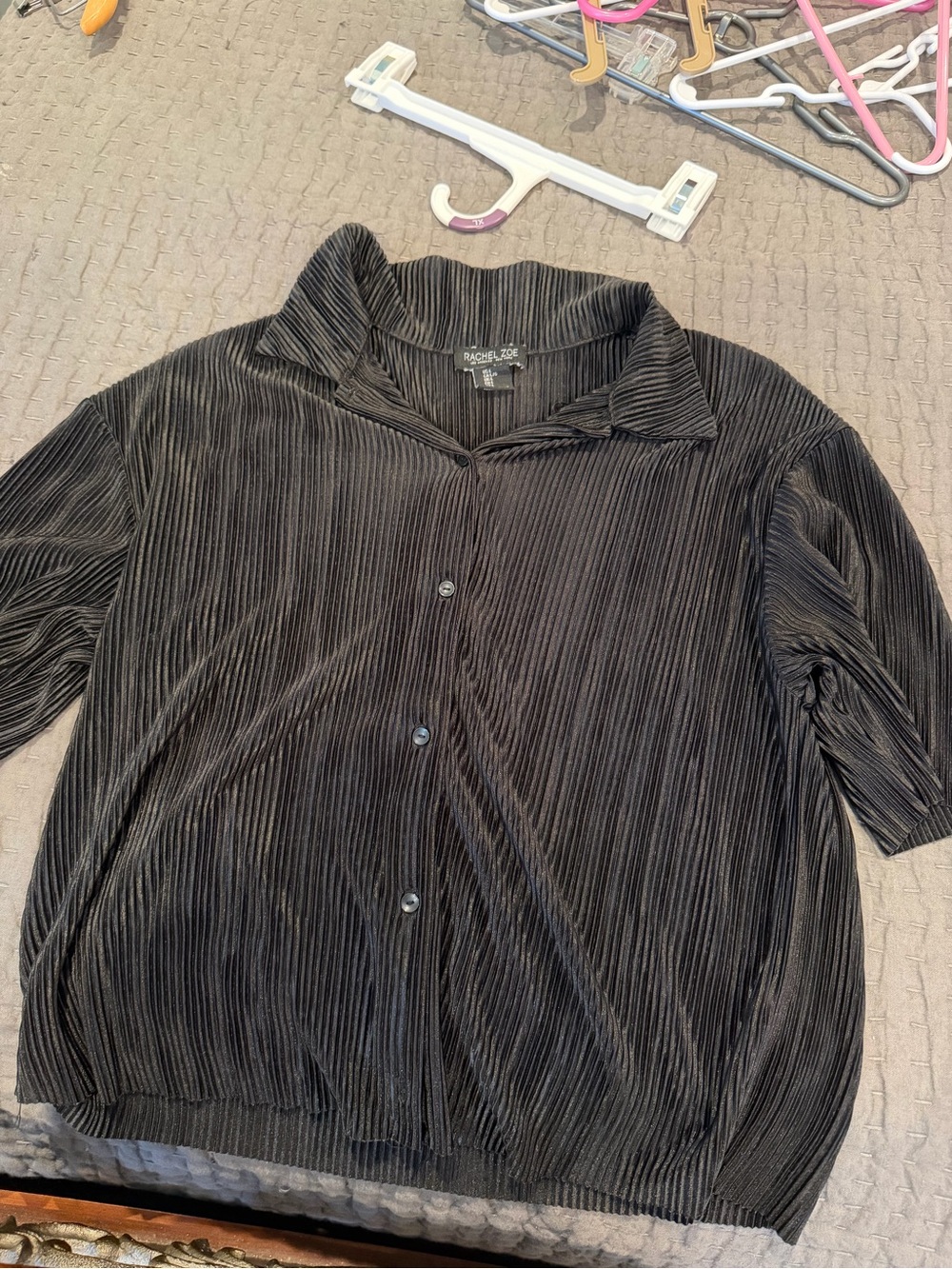 Rachel Zoe Black Ribbed Button-Front Top - Picture 1 of 1